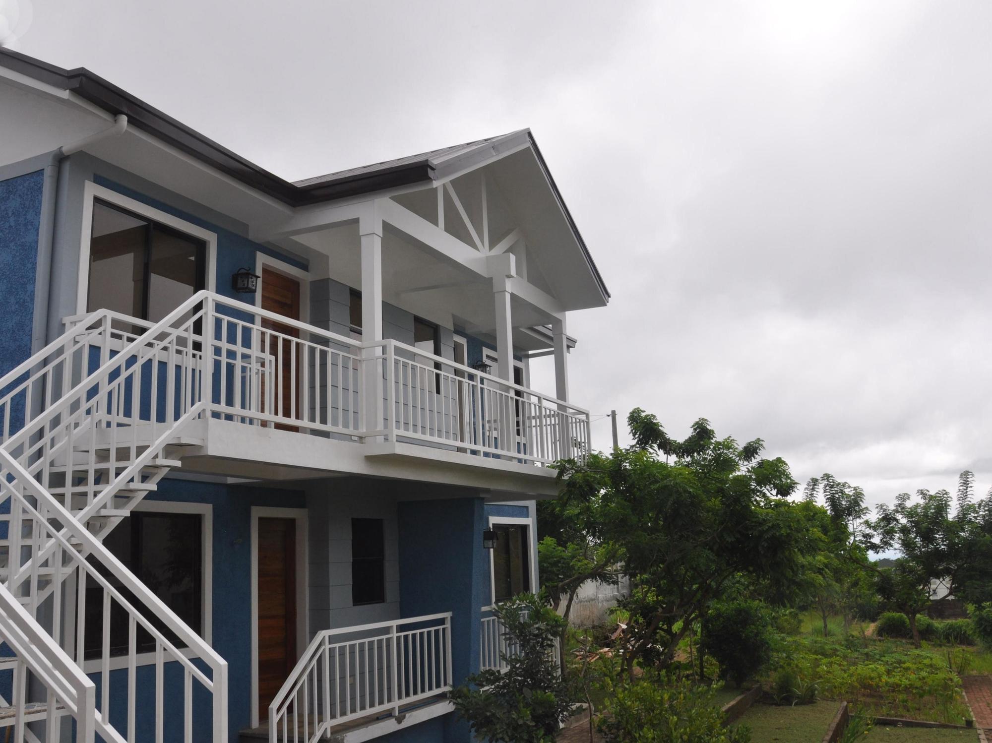 The Carmelence Lodge Tagaytay City Buitenkant foto