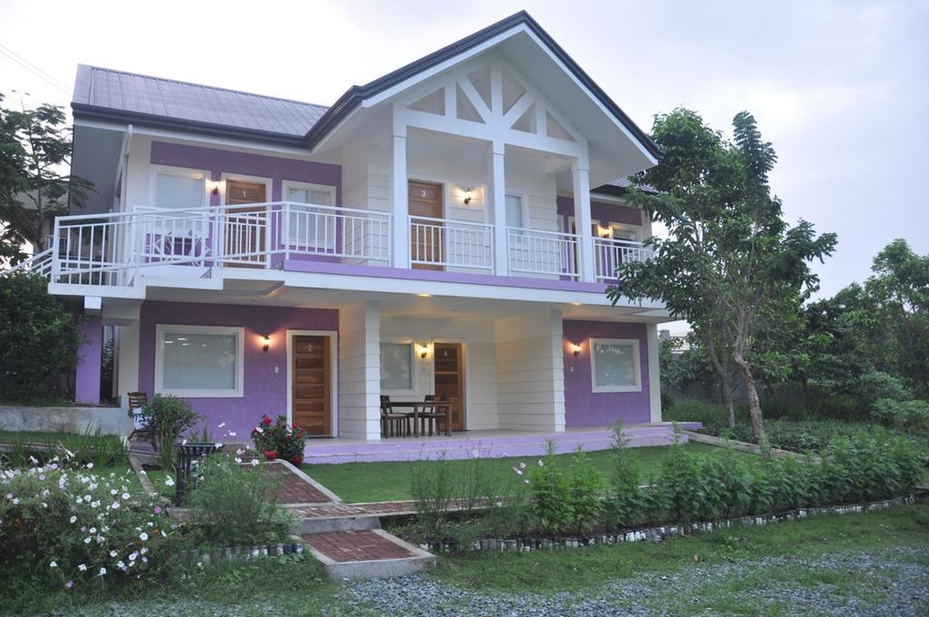 The Carmelence Lodge Tagaytay City Buitenkant foto